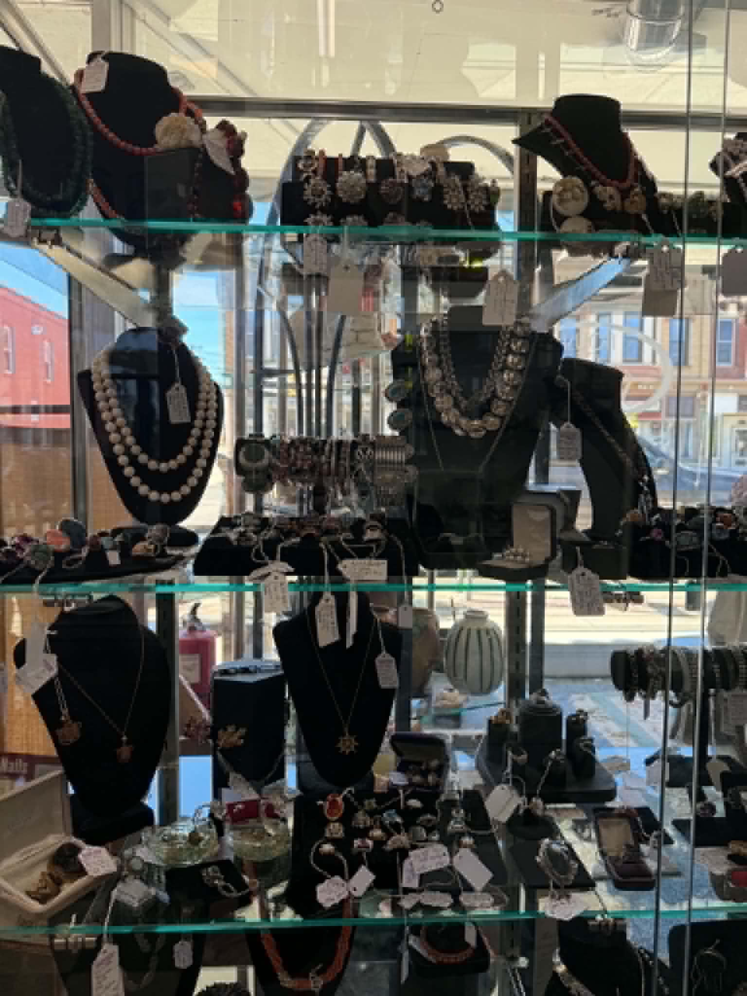 Black Bead Necklace Cabinet
